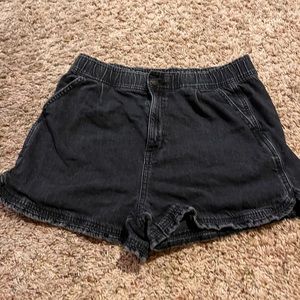 American eagle black shorts